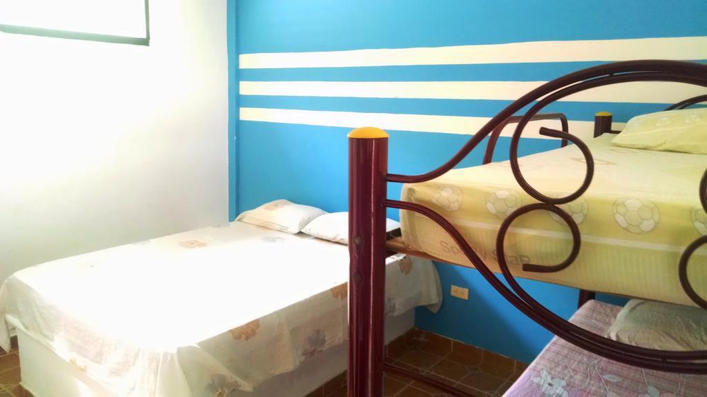 Hostal Dumbira タガンガ 部屋 写真